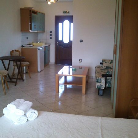 Studios Erotokritos Αμμουλιανή Δωμάτιο φωτογραφία